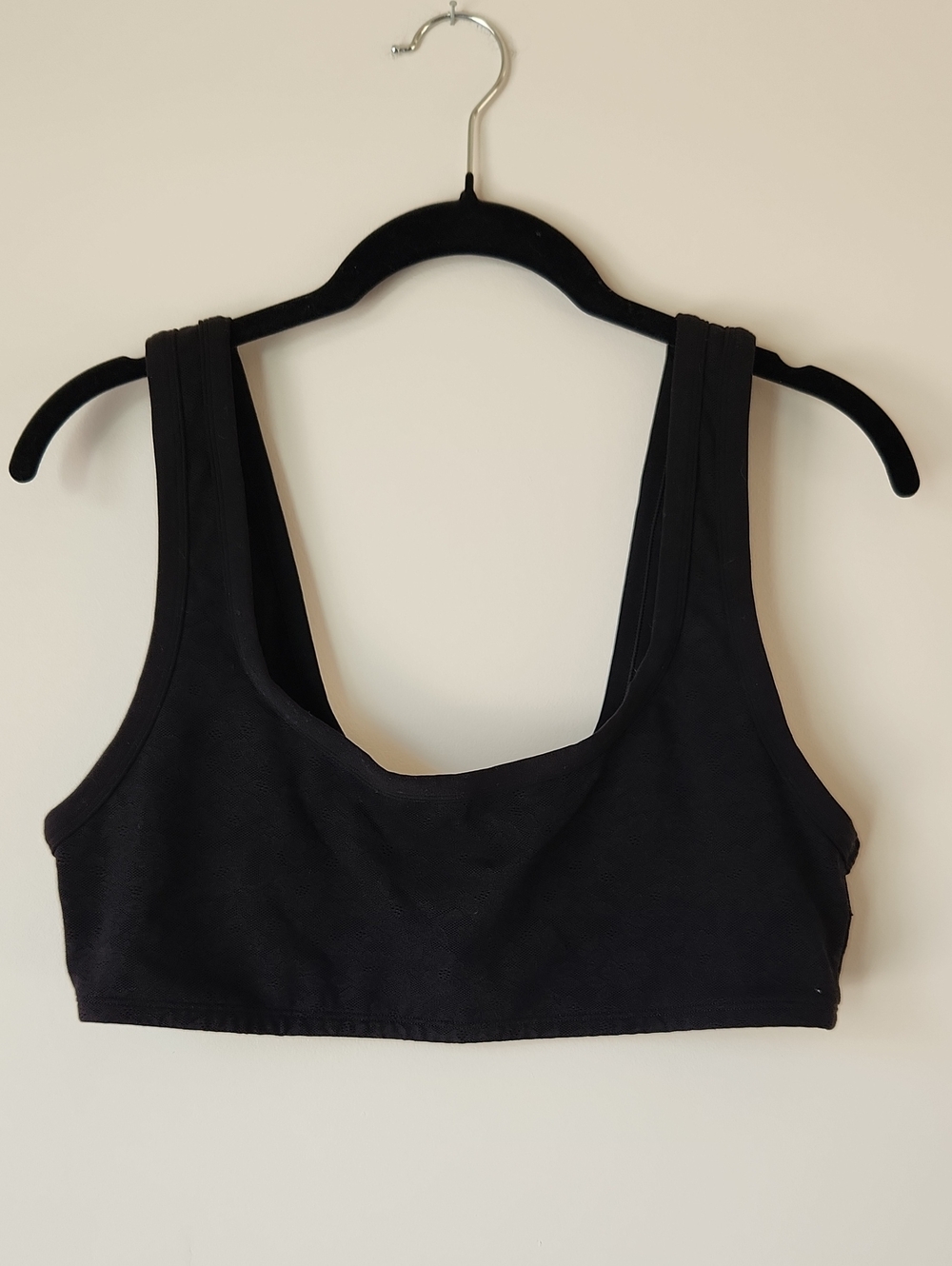 aerie -NWOT Real me XTRA Black Lace Classic Sports Bra - L